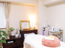 抗菌性の高い高級商材を使用。グルーも国産の質の良い物のみ使用