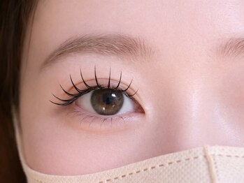 ロアーアイ(ROAR eye)の写真/モチの良さに定評あり◎まつげが短い・少ない・すぐ取れてしまう…などお悩みの方一度ご相談ください☆