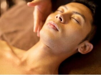 イーズン(Easen)の写真/男性必見！ヒゲと毛穴の汚れをリセット！男の清潔感を劇的に変えるフェイシャルケア《毛穴洗浄/ひげ脱毛》