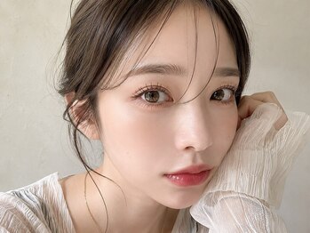 アージュ ポシェ 天神西通り店(age poche)の写真/目の形に合ったデザイン提案に自信あり◎ ナチュラルで自然なデザインのマツエクでお目元の印象UP♪