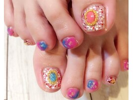 カラフルなカラーで元気に♪