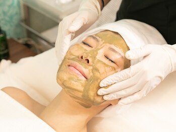 エイジングケア専門店 イエス(YES)/剥けないハーブピーリング