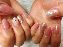 モグネイル(Mogunail)/大人シェル花ネイル