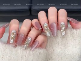 キラキラワンホンネイル