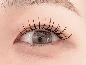 シルズ 梅田店(cils)の写真/完全個室で癒しも同時に♪下がりまつ毛・パーマだけでは物足りない方にお勧め☆LEDエクステ×パーマ新登場!