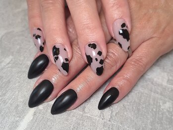 ネイルホン(nail Hong)/