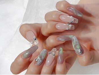 ネイルアンドアイラッシュ シシュ なんば本店(nail&eyelash SyiSyu)の写真/デザインは好きだけど、長さが揃ってなくて満足できない方へ。ジェルでの長さ出し1本~対応★
