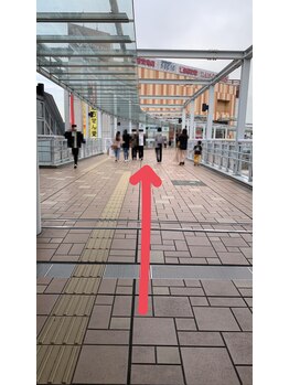 アンベリール(Embellir)/駅からお店までの道