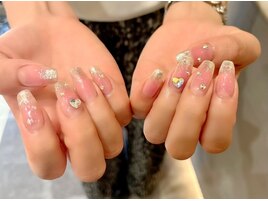 キラキラチークネイル☆
