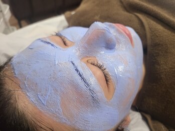 チル アウト(CHILL OUT)/イラストリアス