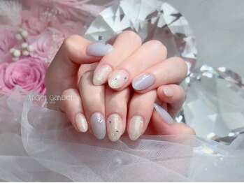 シンプルブルーネイル