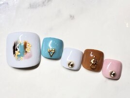 ニュアンスカラー×パーツアート