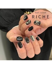 推しのライブネイル！