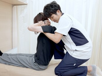 はぴねす鍼灸整骨院 西宮院/施術風景です