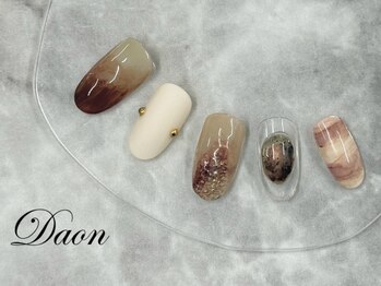 ダオン(DAON)の写真/【亀有駅から徒歩1分】トレンドのニュアンスデザインや、上品でシンプルなハンドネイルが得意♪