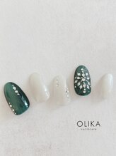 オリカ(OLIKA)/雪の結晶ネイル