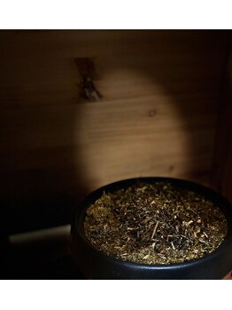 メノウ(Meknow)/よもぎ蒸し