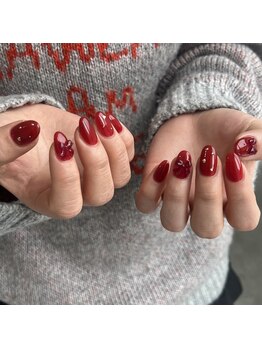 ティニー(Tiny)/お持ち込みネイル