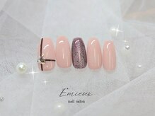 エミュー(Emieux)/バレンタインネイル