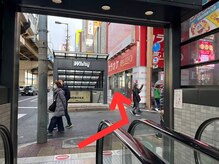 クローバー(clover)/3．地上に出て道路沿いに直進