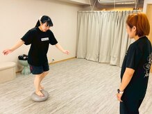 ボクシング歴20年、国家資格をもつ女性プロキックボクサーが指導