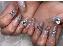 フルチップでの長さだしで出るクリア感なデザインです★