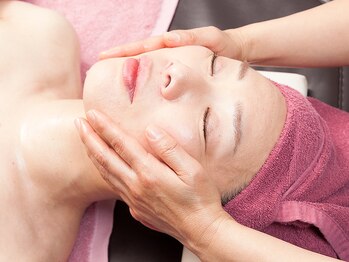 エステピーチ(Peach)の写真/【つるんとたまご肌へ】シリカスポンジア¥15800★毛穴の開き・詰まり徹底ケア◎ハリ・キメも