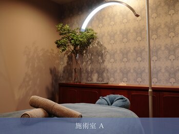 カズキハギワラ(Kazuki Hagiwara)/施術室A