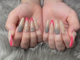 ギャルネイル［横浜/横浜駅］