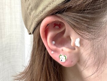 ベティ 立花店(betty)の写真/耳つぼジュエリー導入★アクセサリー感覚で可愛くツボを刺激します◎パーツも豊富にご用意しております!