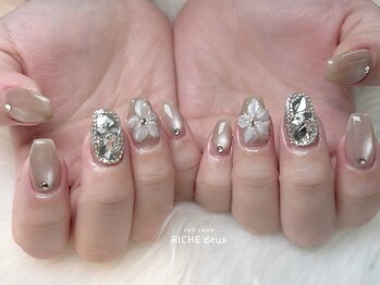 ベージュマグ×ぷっくりフラワー