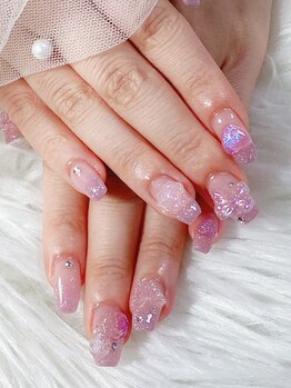 ハナアイ サロン 新大久保店(hanaai salon)の写真/イベントやブライダルにぴったり華やかネイル！1500色以上のカラーと2000種類以上のパーツで指先を特別に♪