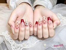 ナナネイル(Nana Nail)/赤ドットが主役の韓国っぽネイル