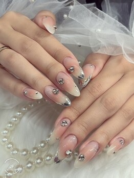 ジェイエフ(JF)/