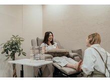 マスターネイルズ(MASTER NAILS)の雰囲気（ゆったり空間で特別なひとときを♪フットメニューは個室にて◎）