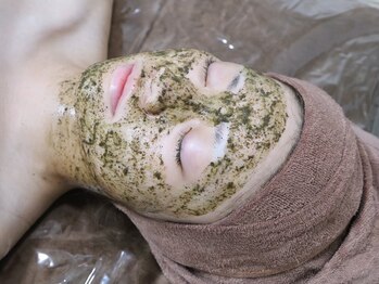 エッセンシャル 南海難波店(ESSENTIAL)/【REVI】ハーブピーリング