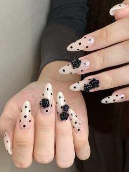 アイネイル(AI Nail)の写真/自爪の形や長さにお悩みの方に◎スカルプで自然に美しく長さをプラス♪豊富なデザインへ幅広く対応可能！