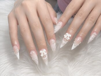ミン(Min)の写真/爪が薄い・折れやすい・形にコンプレックスがある方もお任せください!シンプルからトレンドデザインまで◎