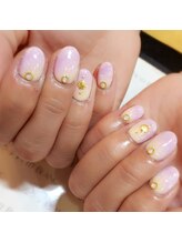 プチブラン(Petit Blanc)/お客様ネイル画像