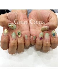 オーバルシェルネイル