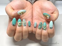 フィエスタ(fiesta grande)/美フォルムワンカラー