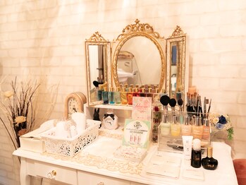 ブルーム(bloom)/ご希望の方にはメイクもサービス