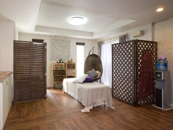 アクアフラワー(Aqua Flower)/暖かい季節は1階で施術致します