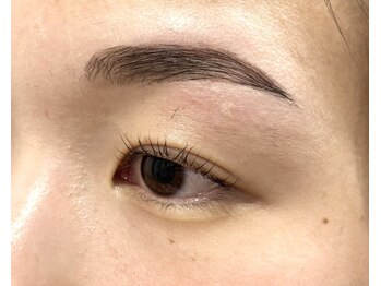 リブ(Lib)/ハリウッドブロウリフト/眉毛