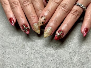 ネイルアンドアイラッシュ シヴァ(Siva)/