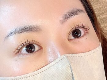 彼女とまつ毛クリム(crim)/ダメージレス"マスカラ"パーマ