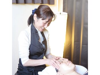 アシュナ(Ashuna)/むくみ解消フェイシャル