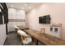 広々ネイルブース