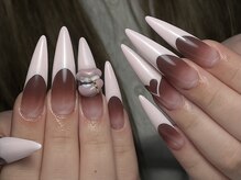 ソルナ(SoLuna)/セクシーフレンチネイル