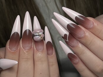 ソルナ(SoLuna)/セクシーフレンチネイル